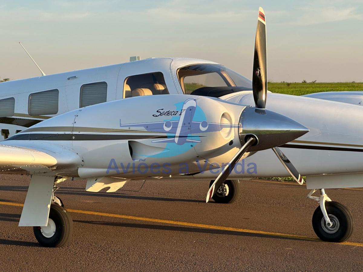 PA 34-220T Piper Seneca V